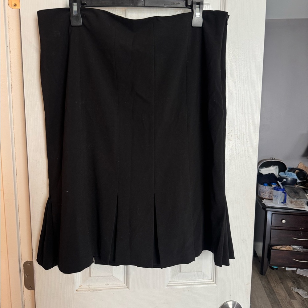AB Studio Classic Black A-Line Skirt